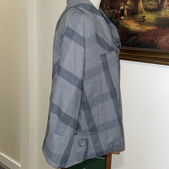 a.n.a A New Approach button down 3/4 sleeve jacket.  Size XL.  100% Cotton - Picture 3 of 12